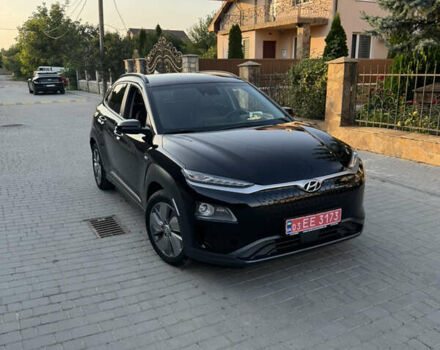 Черный Хендай Kona, объемом двигателя 0 л и пробегом 83 тыс. км за 16900 $, фото 1 на Automoto.ua