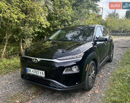 Черный Хендай Kona, объемом двигателя 0 л и пробегом 78 тыс. км за 18000 $, фото 1 на Automoto.ua