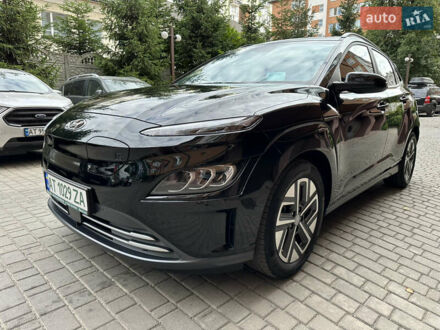 Черный Хендай Kona, объемом двигателя 0 л и пробегом 46 тыс. км за 24000 $, фото 1 на Automoto.ua