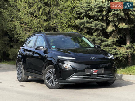 Черный Хендай Kona, объемом двигателя 0 л и пробегом 82 тыс. км за 15999 $, фото 1 на Automoto.ua