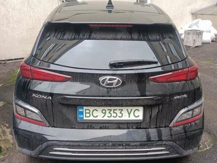 Черный Хендай Kona, объемом двигателя 0 л и пробегом 75 тыс. км за 19100 $, фото 1 на Automoto.ua