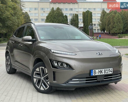 Коричневый Хендай Kona, объемом двигателя 0 л и пробегом 58 тыс. км за 18490 $, фото 1 на Automoto.ua