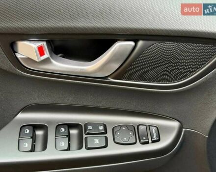 Коричневый Хендай Kona, объемом двигателя 0 л и пробегом 46 тыс. км за 17700 $, фото 18 на Automoto.ua