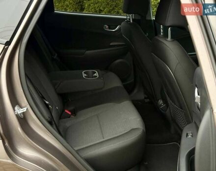 Коричневый Хендай Kona, объемом двигателя 0 л и пробегом 46 тыс. км за 17700 $, фото 25 на Automoto.ua