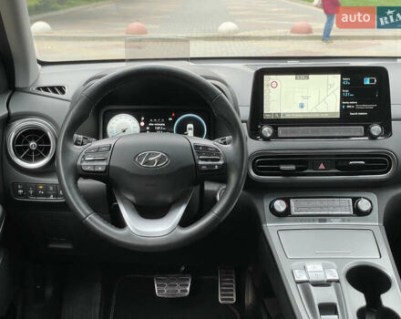 Коричневый Хендай Kona, объемом двигателя 0 л и пробегом 58 тыс. км за 18490 $, фото 30 на Automoto.ua