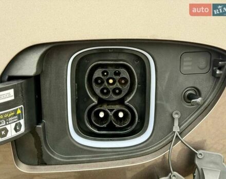 Коричневый Хендай Kona, объемом двигателя 0 л и пробегом 46 тыс. км за 17700 $, фото 41 на Automoto.ua