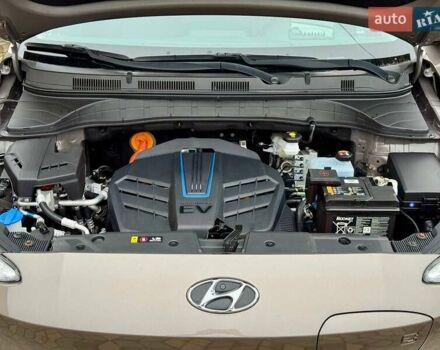 Коричневый Хендай Kona, объемом двигателя 0 л и пробегом 46 тыс. км за 17700 $, фото 42 на Automoto.ua