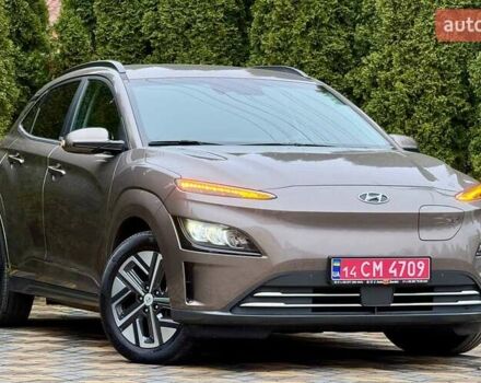 Коричневый Хендай Kona, объемом двигателя 0 л и пробегом 46 тыс. км за 17700 $, фото 1 на Automoto.ua