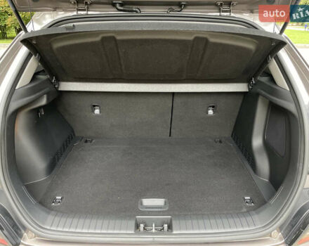 Коричневый Хендай Kona, объемом двигателя 0 л и пробегом 58 тыс. км за 18490 $, фото 39 на Automoto.ua