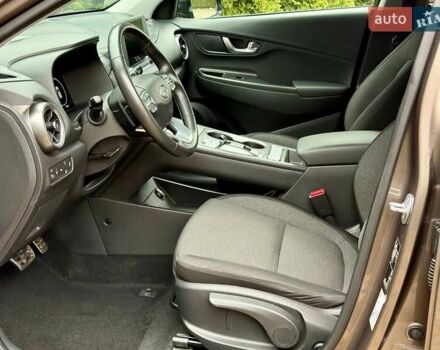 Коричневый Хендай Kona, объемом двигателя 0 л и пробегом 46 тыс. км за 17700 $, фото 20 на Automoto.ua