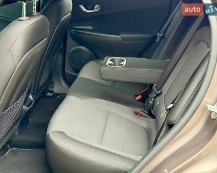 Коричневый Хендай Kona, объемом двигателя 0 л и пробегом 46 тыс. км за 17700 $, фото 23 на Automoto.ua