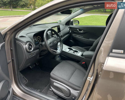 Коричневый Хендай Kona, объемом двигателя 0 л и пробегом 58 тыс. км за 18490 $, фото 15 на Automoto.ua