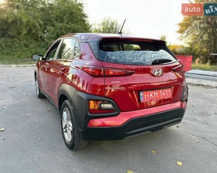 Красный Хендай Kona, объемом двигателя 2 л и пробегом 179 тыс. км за 13500 $, фото 5 на Automoto.ua