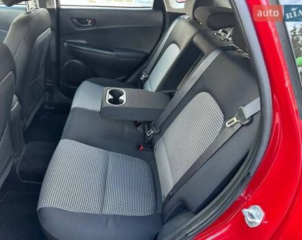 Красный Хендай Kona, объемом двигателя 2 л и пробегом 179 тыс. км за 13500 $, фото 20 на Automoto.ua