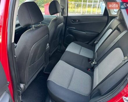 Красный Хендай Kona, объемом двигателя 2 л и пробегом 179 тыс. км за 13500 $, фото 24 на Automoto.ua