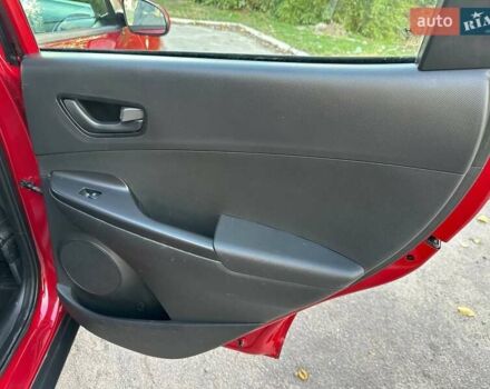 Красный Хендай Kona, объемом двигателя 2 л и пробегом 179 тыс. км за 13500 $, фото 33 на Automoto.ua