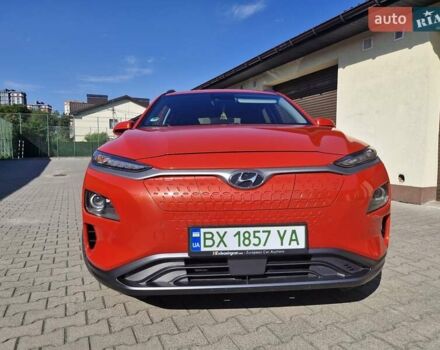 Красный Хендай Kona, объемом двигателя 0 л и пробегом 125 тыс. км за 16399 $, фото 19 на Automoto.ua