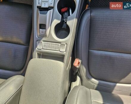Красный Хендай Kona, объемом двигателя 0 л и пробегом 125 тыс. км за 16399 $, фото 28 на Automoto.ua