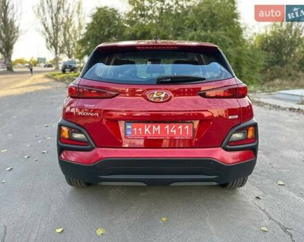 Красный Хендай Kona, объемом двигателя 2 л и пробегом 179 тыс. км за 13500 $, фото 6 на Automoto.ua