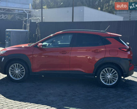 Красный Хендай Kona, объемом двигателя 2 л и пробегом 105 тыс. км за 14900 $, фото 4 на Automoto.ua