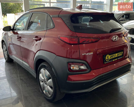 Червоний Хендай Kona, об'ємом двигуна 0 л та пробігом 103 тис. км за 18000 $, фото 4 на Automoto.ua