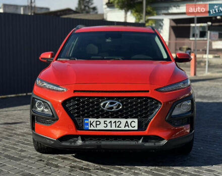 Красный Хендай Kona, объемом двигателя 2 л и пробегом 105 тыс. км за 14900 $, фото 1 на Automoto.ua