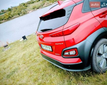 Красный Хендай Kona, объемом двигателя 0 л и пробегом 154 тыс. км за 17200 $, фото 15 на Automoto.ua