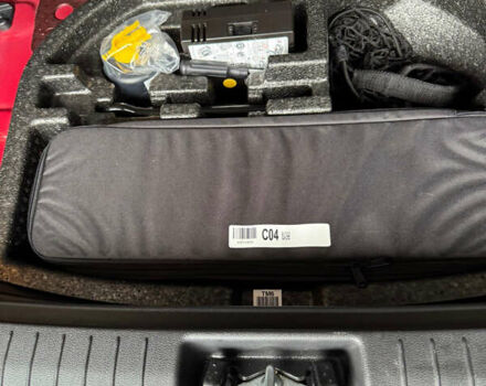 Красный Хендай Kona, объемом двигателя 0 л и пробегом 90 тыс. км за 14000 $, фото 9 на Automoto.ua