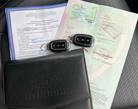 Красный Хендай Kona, объемом двигателя 0 л и пробегом 110 тыс. км за 16700 $, фото 40 на Automoto.ua