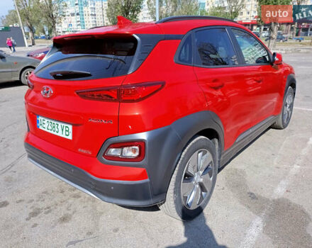 Красный Хендай Kona, объемом двигателя 0 л и пробегом 146 тыс. км за 20500 $, фото 7 на Automoto.ua