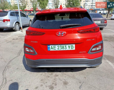 Красный Хендай Kona, объемом двигателя 0 л и пробегом 146 тыс. км за 20500 $, фото 8 на Automoto.ua