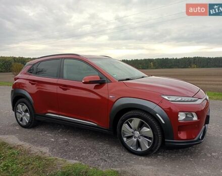 Червоний Хендай Kona, об'ємом двигуна 0 л та пробігом 156 тис. км за 16850 $, фото 7 на Automoto.ua