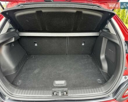 Красный Хендай Kona, объемом двигателя 0 л и пробегом 110 тыс. км за 16700 $, фото 9 на Automoto.ua