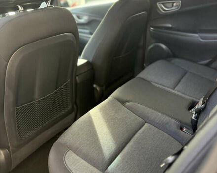 Красный Хендай Kona, объемом двигателя 0 л и пробегом 71 тыс. км за 17899 $, фото 13 на Automoto.ua