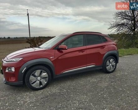 Червоний Хендай Kona, об'ємом двигуна 0 л та пробігом 156 тис. км за 16850 $, фото 10 на Automoto.ua