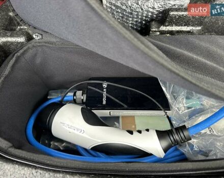 Красный Хендай Kona, объемом двигателя 0 л и пробегом 110 тыс. км за 16700 $, фото 12 на Automoto.ua