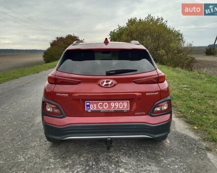 Червоний Хендай Kona, об'ємом двигуна 0 л та пробігом 156 тис. км за 16850 $, фото 4 на Automoto.ua