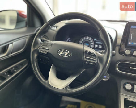 Червоний Хендай Kona, об'ємом двигуна 0 л та пробігом 103 тис. км за 18000 $, фото 20 на Automoto.ua