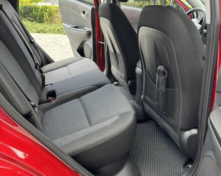 Красный Хендай Kona, объемом двигателя 0 л и пробегом 93 тыс. км за 18200 $, фото 10 на Automoto.ua