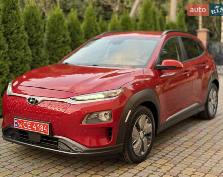 Красный Хендай Kona, объемом двигателя 0 л и пробегом 120 тыс. км за 16250 $, фото 10 на Automoto.ua