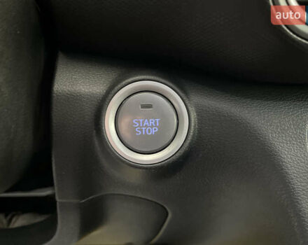 Червоний Хендай Kona, об'ємом двигуна 0 л та пробігом 103 тис. км за 18000 $, фото 26 на Automoto.ua