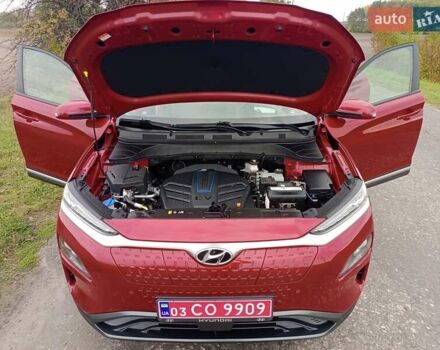 Червоний Хендай Kona, об'ємом двигуна 0 л та пробігом 156 тис. км за 16850 $, фото 32 на Automoto.ua