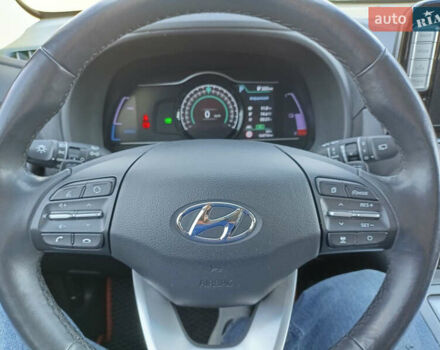 Красный Хендай Kona, объемом двигателя 0 л и пробегом 146 тыс. км за 20500 $, фото 17 на Automoto.ua