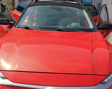 Красный Хендай Kona, объемом двигателя 0 л и пробегом 110 тыс. км за 17999 $, фото 5 на Automoto.ua