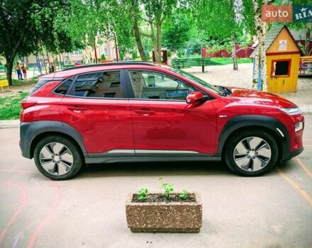 Красный Хендай Kona, объемом двигателя 0 л и пробегом 154 тыс. км за 17200 $, фото 9 на Automoto.ua