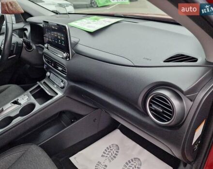 Червоний Хендай Kona, об'ємом двигуна 0 л та пробігом 79 тис. км за 16200 $, фото 48 на Automoto.ua