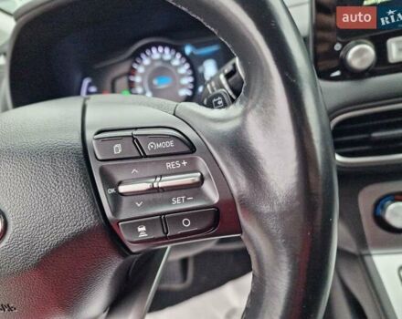 Червоний Хендай Kona, об'ємом двигуна 0 л та пробігом 79 тис. км за 16200 $, фото 30 на Automoto.ua