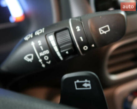 Красный Хендай Kona, объемом двигателя 0 л и пробегом 53 тыс. км за 15521 $, фото 23 на Automoto.ua