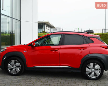 Красный Хендай Kona, объемом двигателя 0 л и пробегом 70 тыс. км за 19917 $, фото 27 на Automoto.ua