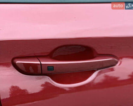 Красный Хендай Kona, объемом двигателя 0 л и пробегом 135 тыс. км за 17990 $, фото 13 на Automoto.ua